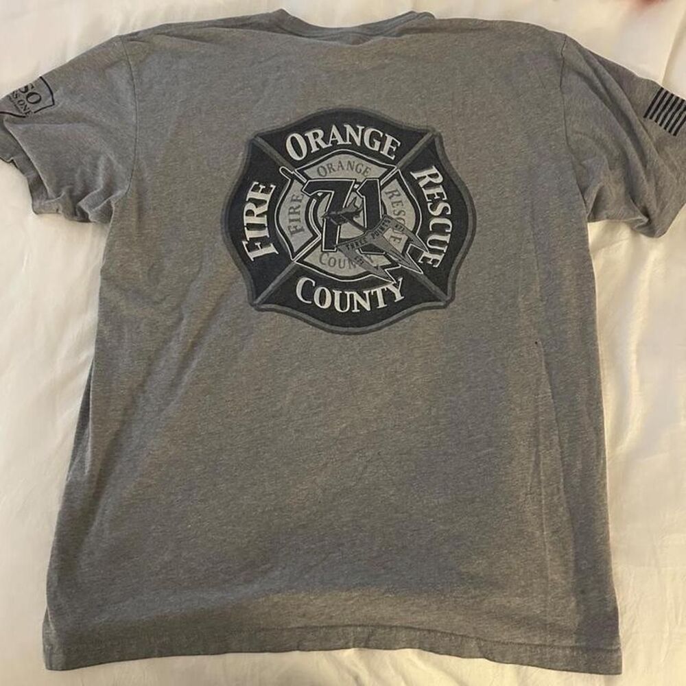 Unbranded Men's Grey T-shirt